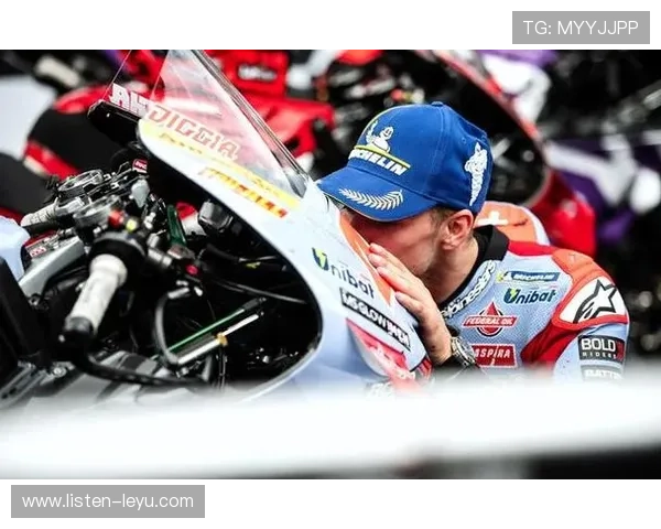 MotoGP赛季激战升级顶级车手争锋赛道新格局引发全球车迷热议