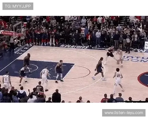 NBA最新战况焦点汇总球星表现与季后赛走势及联盟动态全面解析